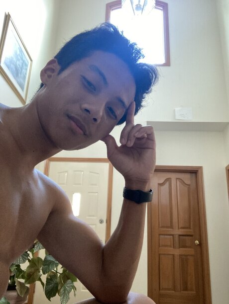 Photo nue de fuite OnlyFans de Bernard