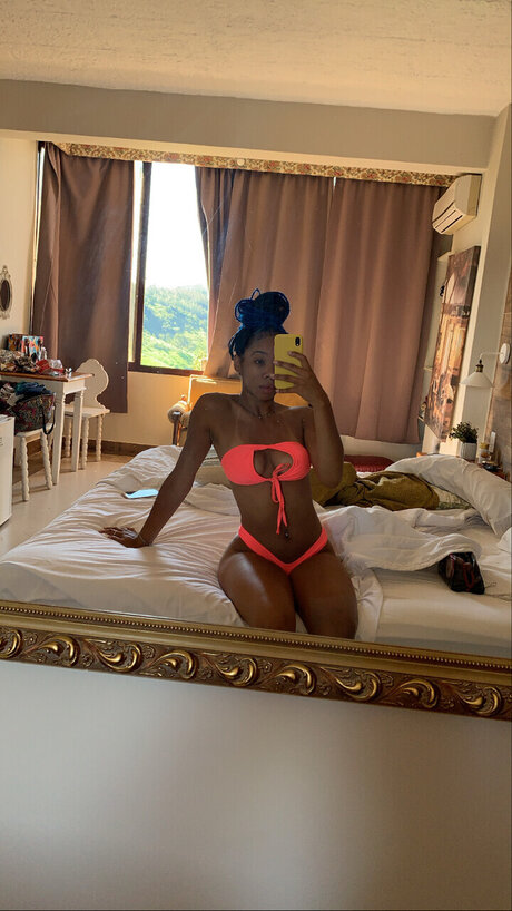 Photo nue de fuite OnlyFans de Samirestaina