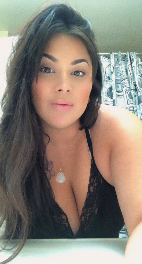 Photo nue de fuite OnlyFans de Curvybrunette