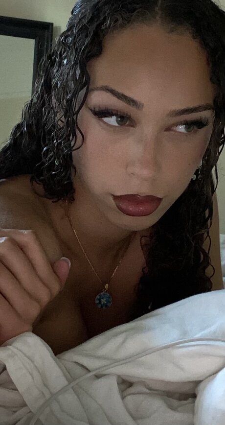 Photo nue de fuite OnlyFans de Nova