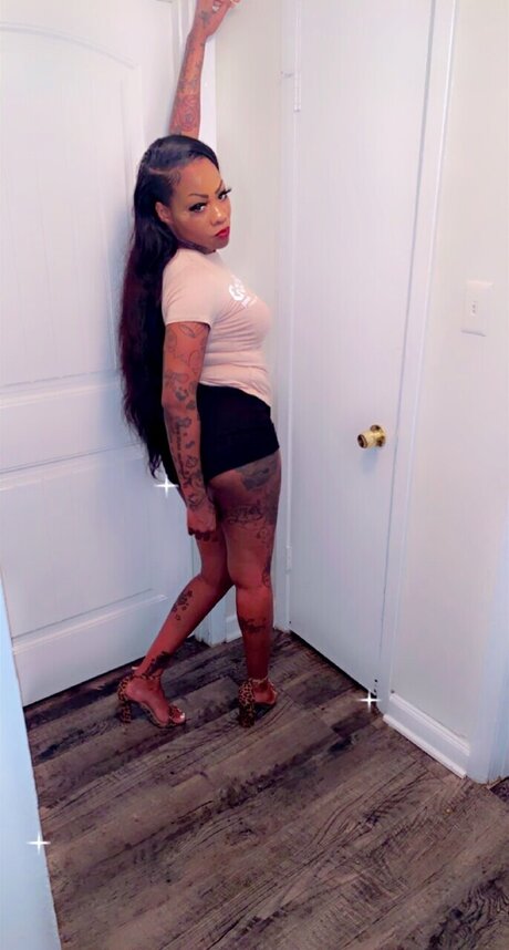 Photo nue de fuite OnlyFans de Honey Savon