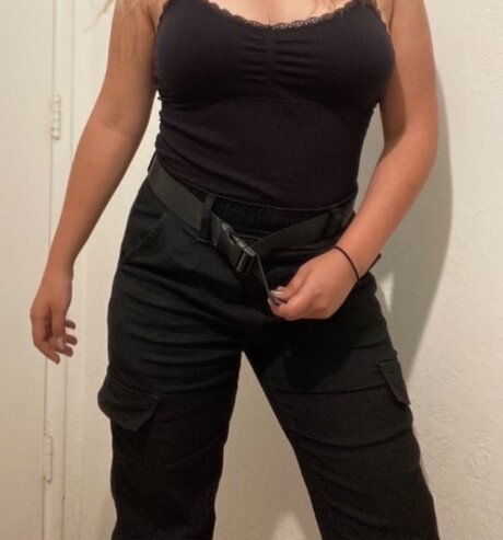 Photo nue de fuite OnlyFans de Doll