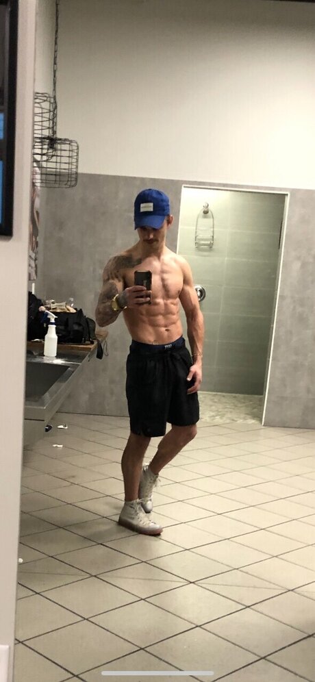 Photo nue de fuite OnlyFans de Krue