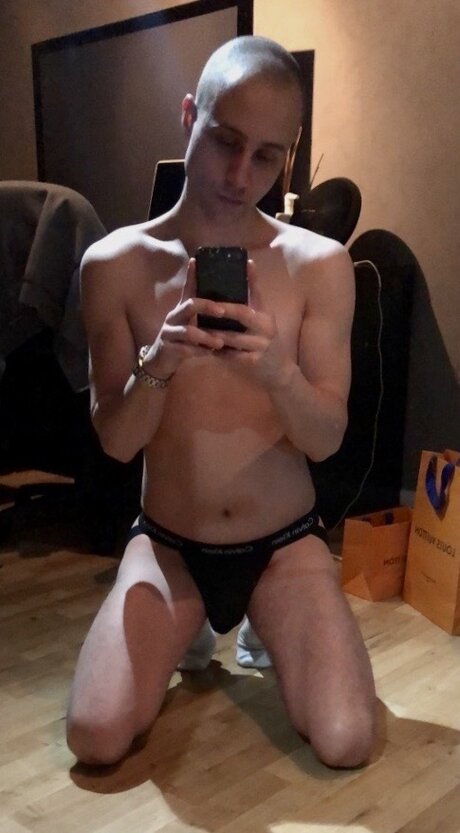 Photo nue de fuite OnlyFans de Itisiforsure