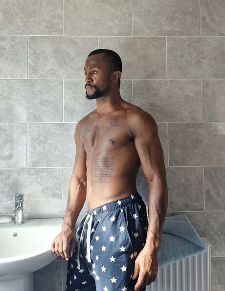 Photo nue de fuite OnlyFans de Manuel