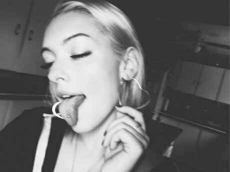 Photo nue de fuite OnlyFans de Sassygirl