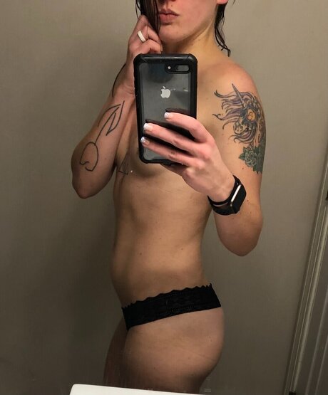 Photo nue de fuite OnlyFans de Whiskycryptid