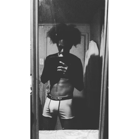 Photo nue de fuite OnlyFans de Iamfranncis