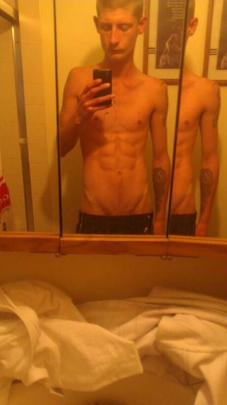 Photo nue de fuite OnlyFans de Smigle