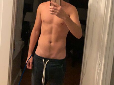 Photo nue de fuite OnlyFans de John Hercules