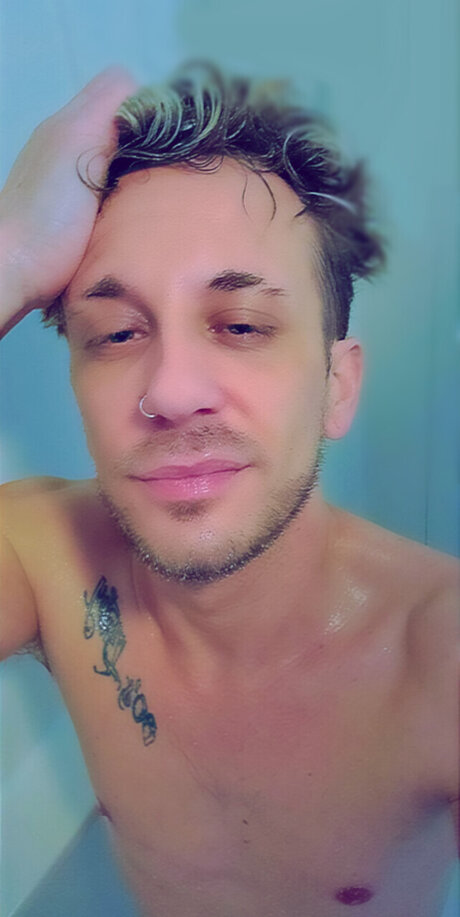 Photo nue de fuite OnlyFans de Alex Dabootee