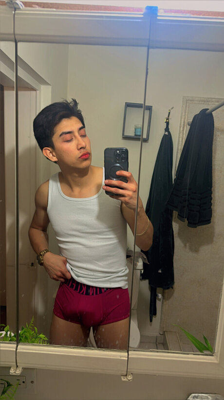Photo nue de fuite OnlyFans de Aaron