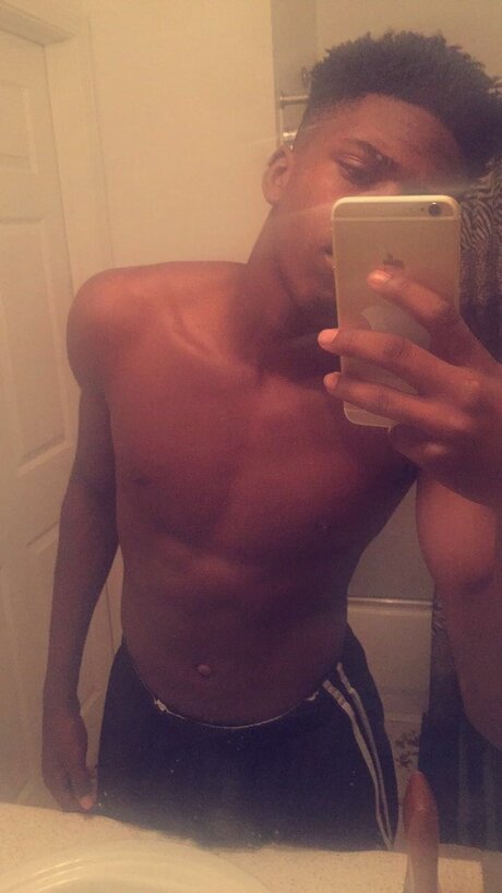 Photo nue de fuite OnlyFans de Demario Evans