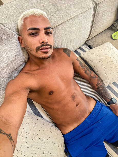 Photo nue de fuite OnlyFans de  Menino Do Rio 