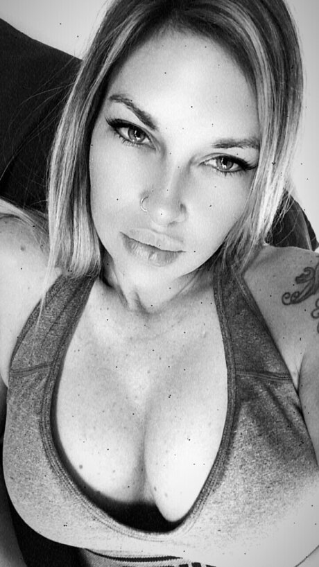 Photo nue de fuite OnlyFans de Vallerie