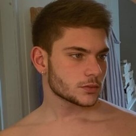 Photo nue de fuite OnlyFans de Hugolin 