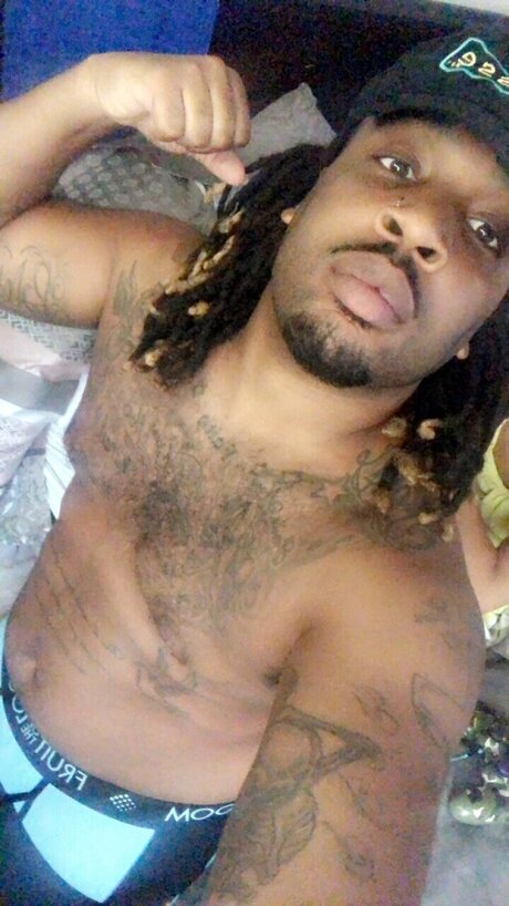 Photo nue de fuite OnlyFans de Mikebstunnin