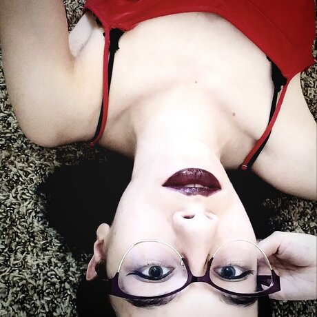 Photo nue de fuite OnlyFans de Izzy