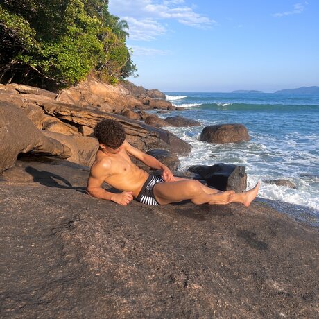 Photo nue de fuite OnlyFans de Yan Monteiro