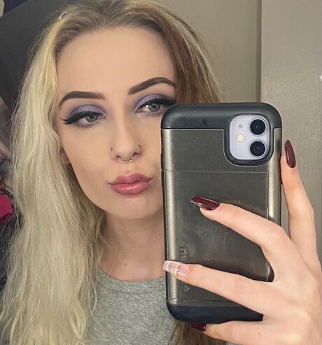 Photo nue de fuite OnlyFans de Bella Marie