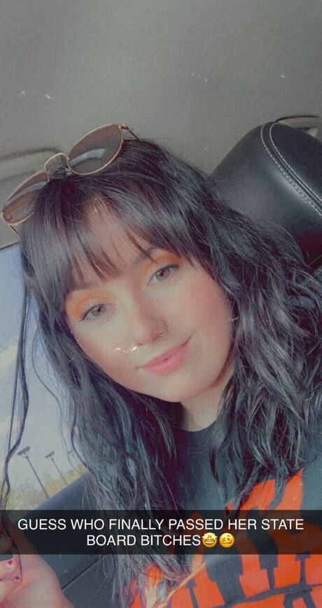 Photo nue de fuite OnlyFans de Cecelia
