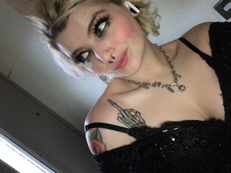Photo nue de fuite OnlyFans de Punkbunny 
