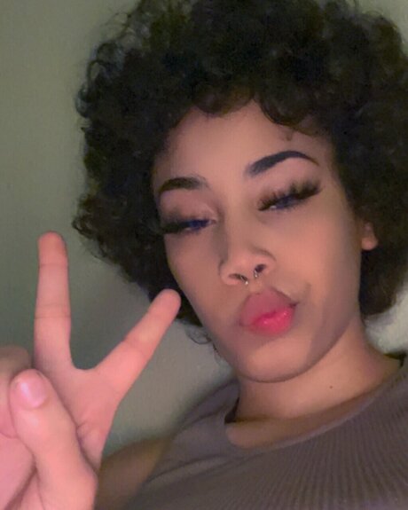 Photo nue de fuite OnlyFans de Artsynaxx