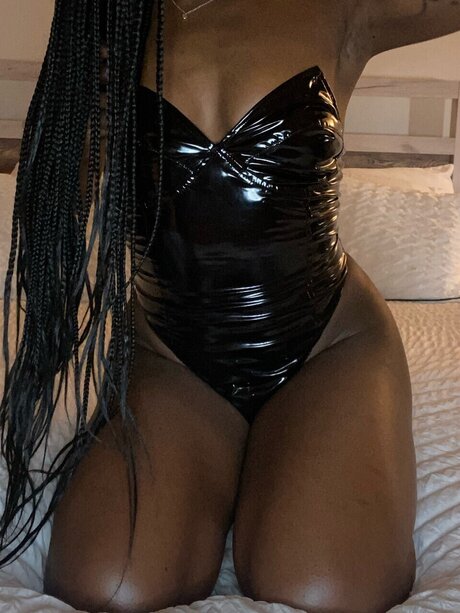 Photo nue de fuite OnlyFans de Tori B