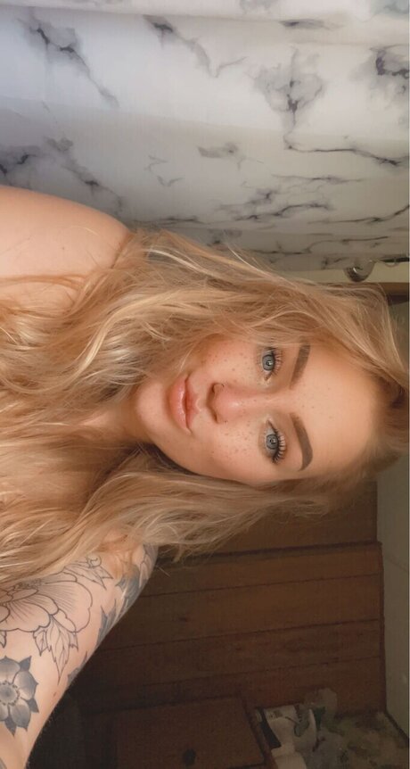 Photo nue de fuite OnlyFans de Savannah Rockhold