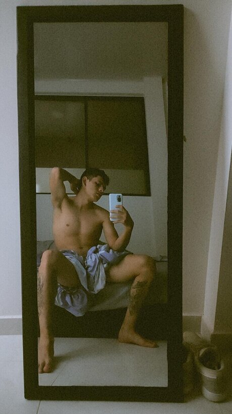 Photo nue de fuite OnlyFans de Eduardo Serrato