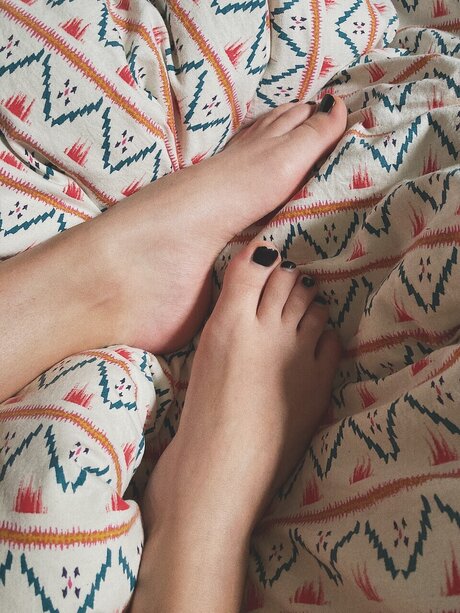 Photo nue de fuite OnlyFans de Myfeeeetulovit