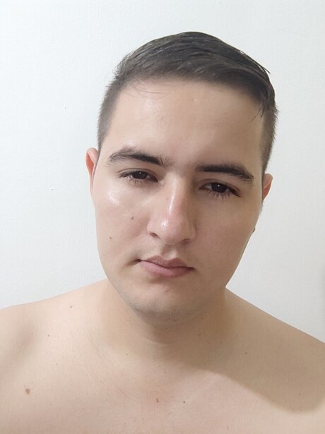 Photo nue de fuite OnlyFans de Juan Marin