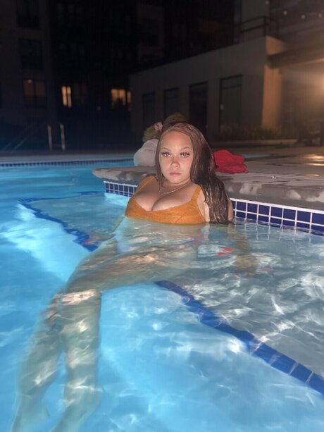 Photo nue de fuite OnlyFans de Spring
