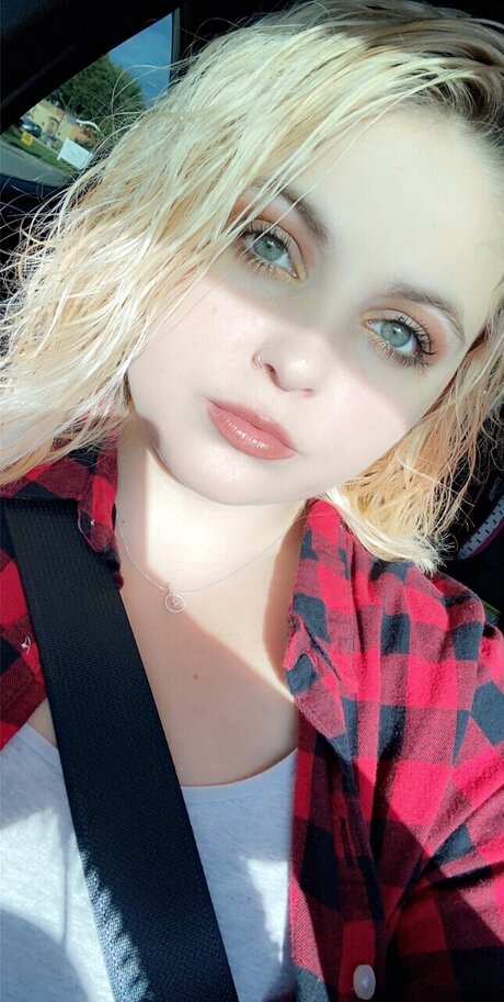 Photo nue de fuite OnlyFans de Makenzie Smith
