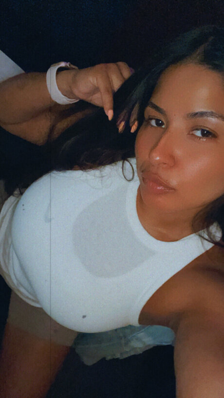 Photo nue de fuite OnlyFans de Mayra Fuentes