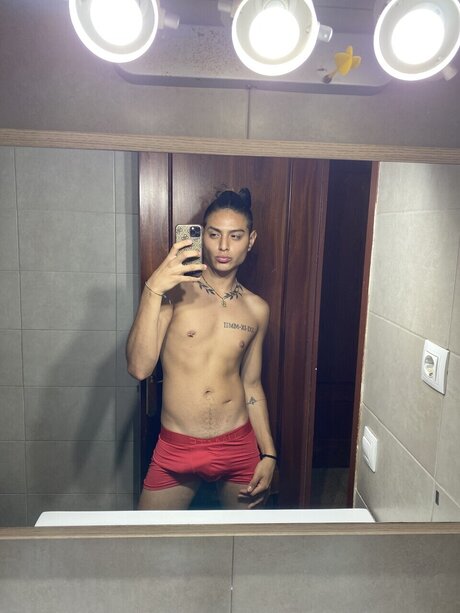 Photo nue de fuite OnlyFans de    