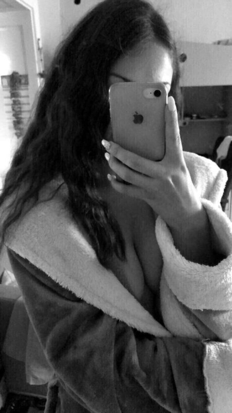 Photo nue de fuite OnlyFans de Luna Olivia
