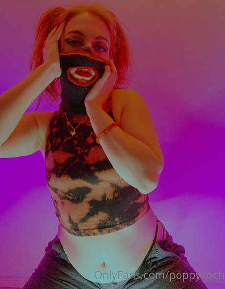 Photo nue de fuite OnlyFans de Poppykoch