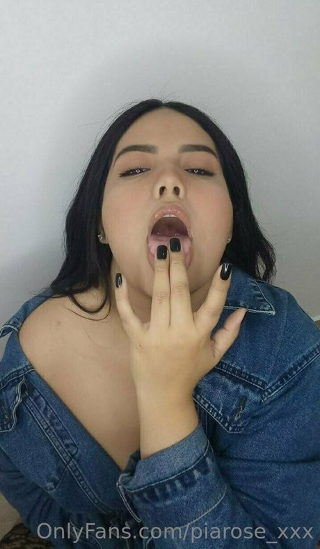 Photo nue de fuite OnlyFans de Piarosexxx