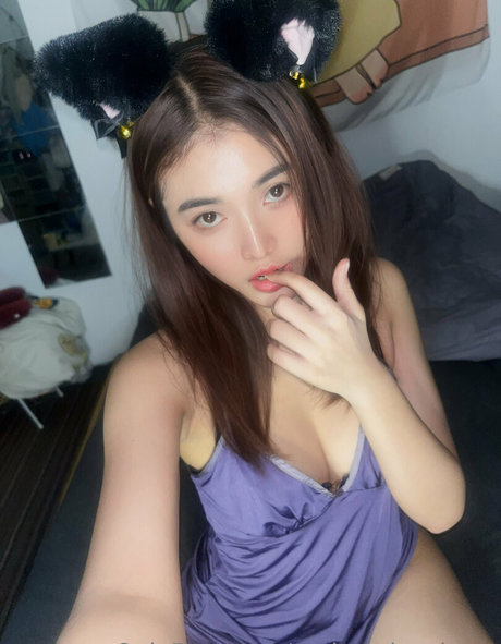 Photo nue de fuite OnlyFans de Petiteasianchaya