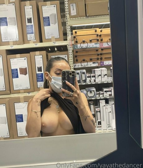 Photo nue de fuite OnlyFans de Yayathedancer