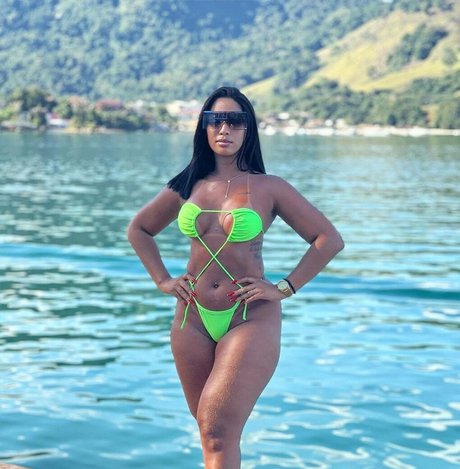 Photo nue de fuite OnlyFans de Thaynunes