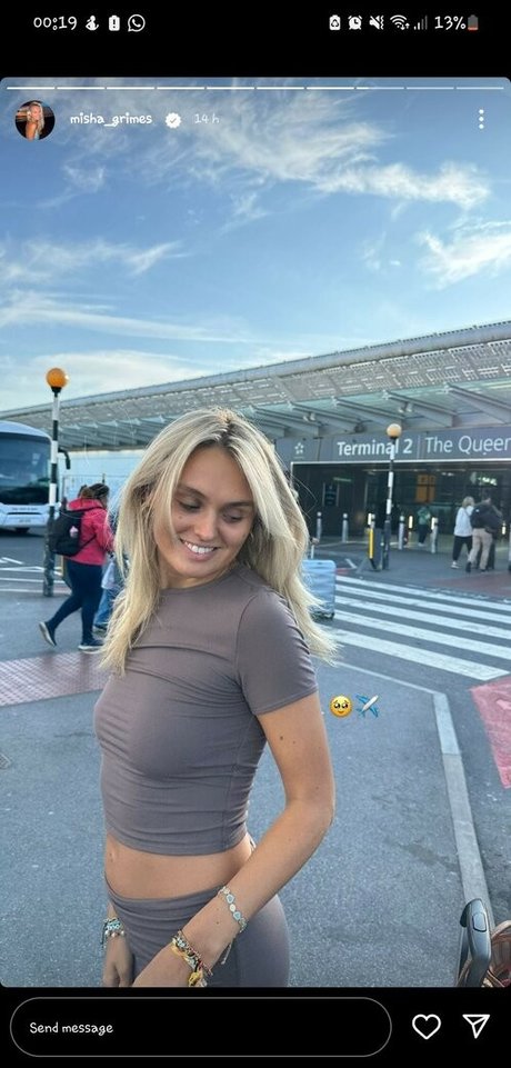 Photo nue de fuite OnlyFans de Misha Grimes