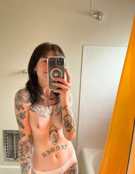 Photo nue de fuite OnlyFans de Ratxgurl