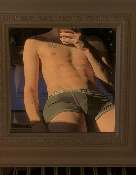 Photo nue de fuite OnlyFans de Heyokihey00
