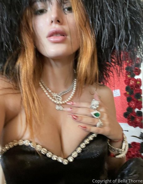 Bella Thorne