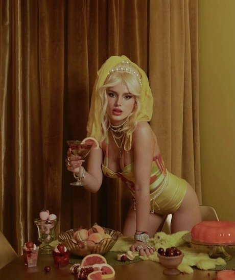Photo nue de fuite OnlyFans de Bella Thorne