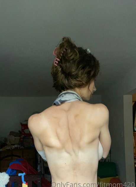 Photo nue de fuite OnlyFans de Fitmom420