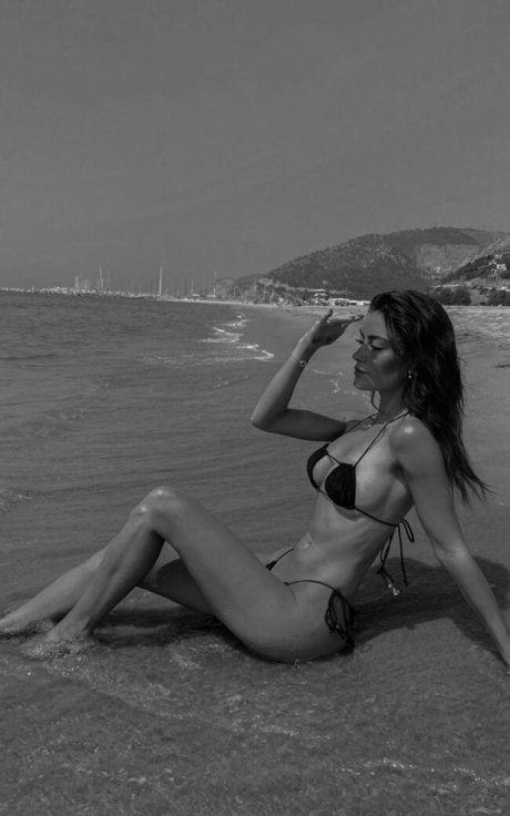 Photo nue de fuite OnlyFans de Paula Polonio
