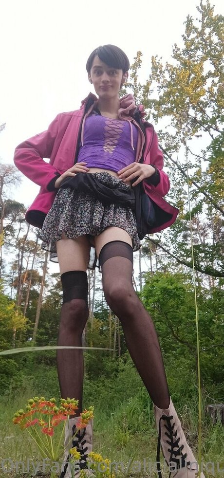 Photo nue de fuite OnlyFans de Alicialiniquinn
